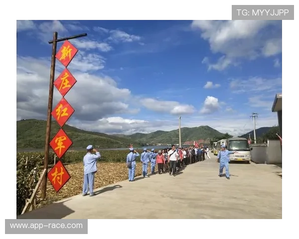 大理赛公路自行车男子公开组马泽全夺冠